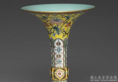 图片[2]-Ku vessel with plantain-leaf and Indian lotus designs , Ch’ien-lung reign (1736-1795) , Ch’ing dynasty-China Archive